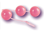 Три розовых вагинальных шарика